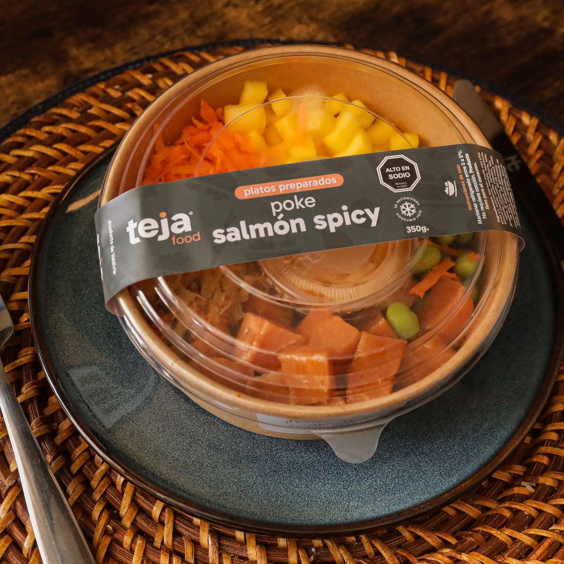 Poke salmón spicy